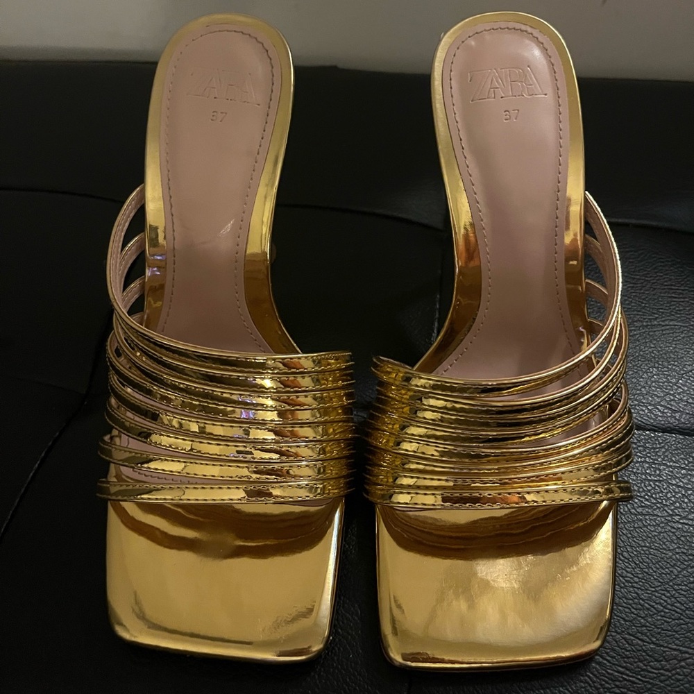 Gold Zara heels